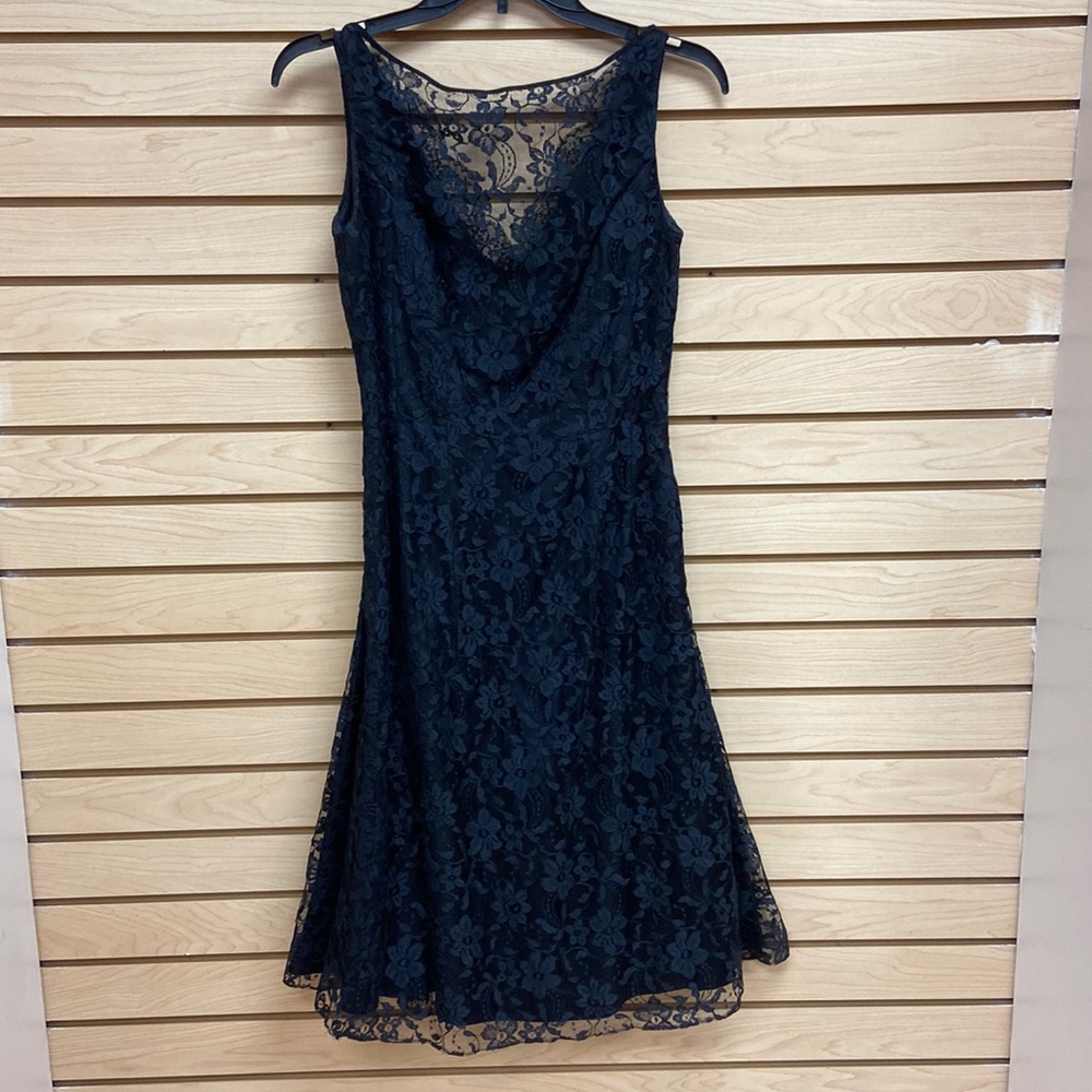 NEW LACE BLACK DRESS GREAT STYLE WOMEN SIZE 4
